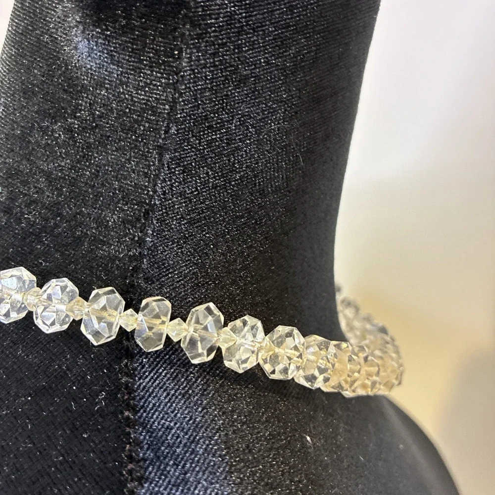 Vintage Faceted Clear Glass Bead Necklace Graduated Barrel Clasp 17 Inch Womens